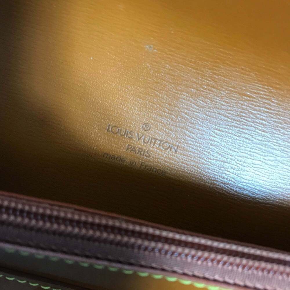 LOUIS VUITTON Brown Leather Pouch - Picture 12 of 12
